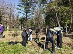 指导师生养成优良绿色糊口 